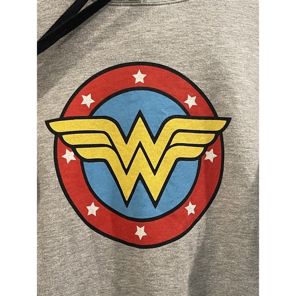 00086 Wonder Woman Hoodie | DC Comics Sweatshirt Medium Gray Pullover - Picture 6 of 9